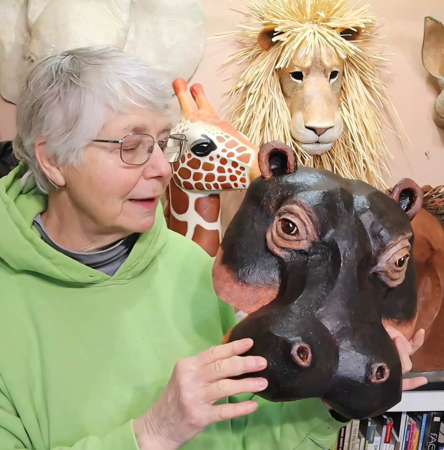 Sculpture made with the hippo sculpture pattern