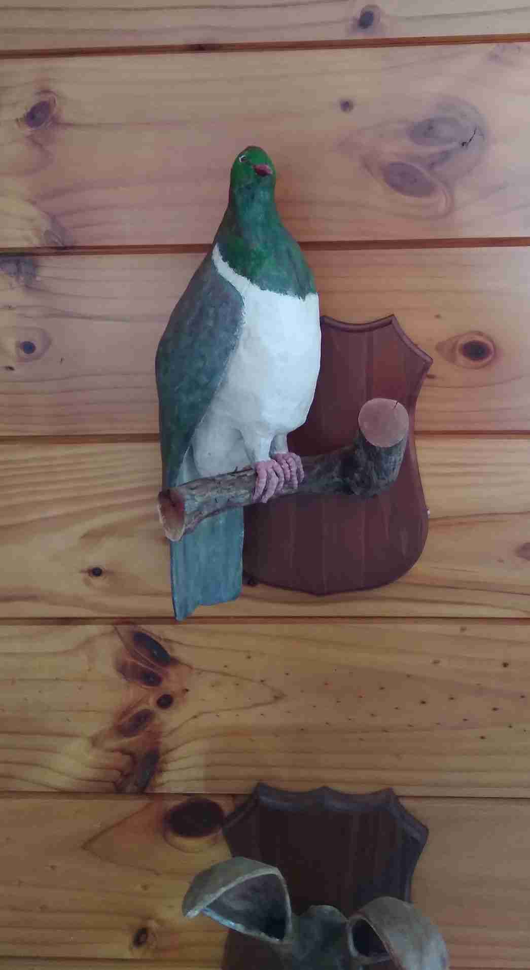 New Zealand wood Pigeon Kereru 1 New Zealand wood Pigeon Kereru sculpture Made by Angela van Wayenburg