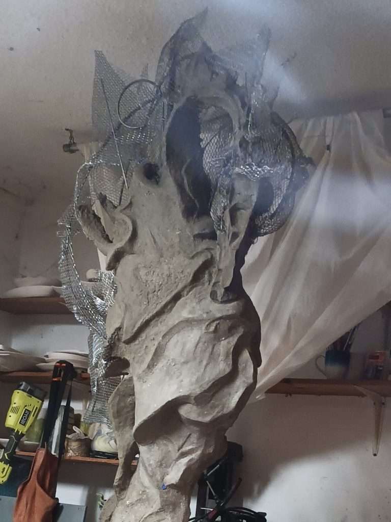 Seahorse sculpture by Lee Bell