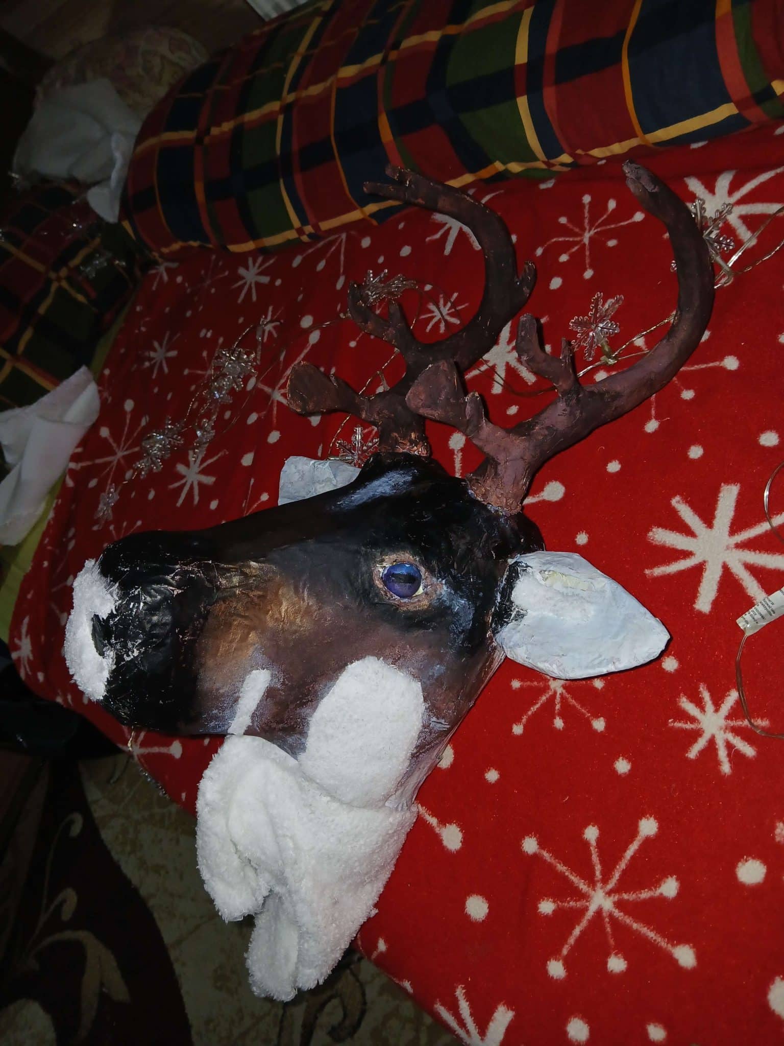 Paper mache reindeer Made by Kristína Lopatová